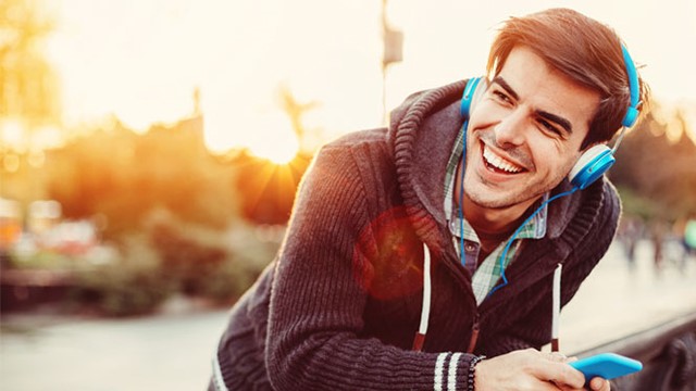 6 Tuyệt chiêu luyện nghe tiếng Anh